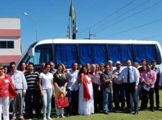 Frota de micro-ônibus da UEG recebe mais um veículo